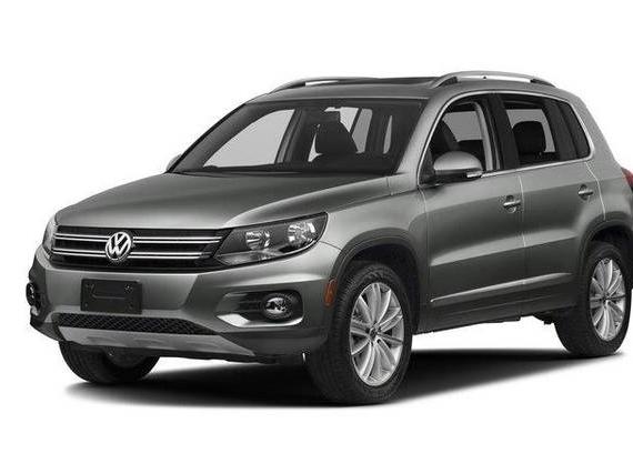 VOLKSWAGEN TIGUAN LIMITED 2018 WVGAV7AX7JK001741 image